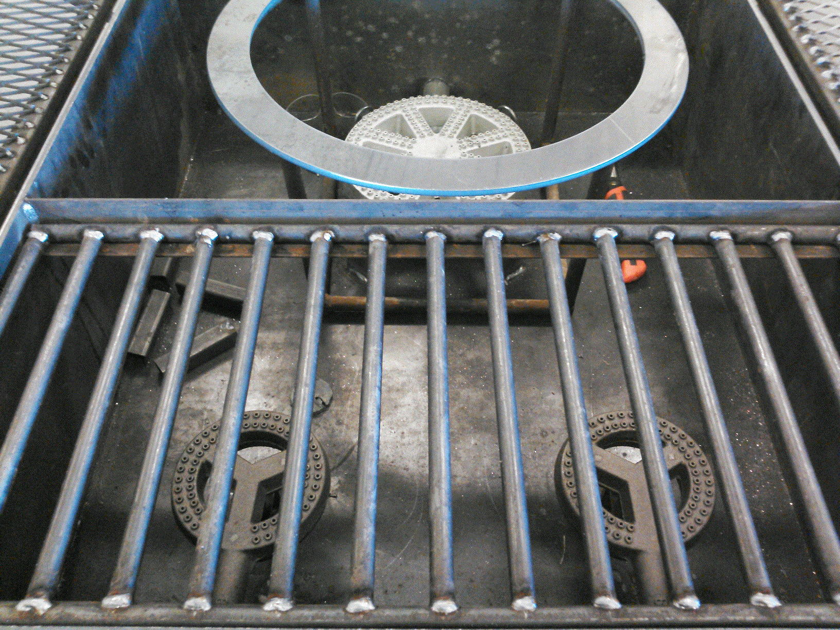 Stove looking down.gif
