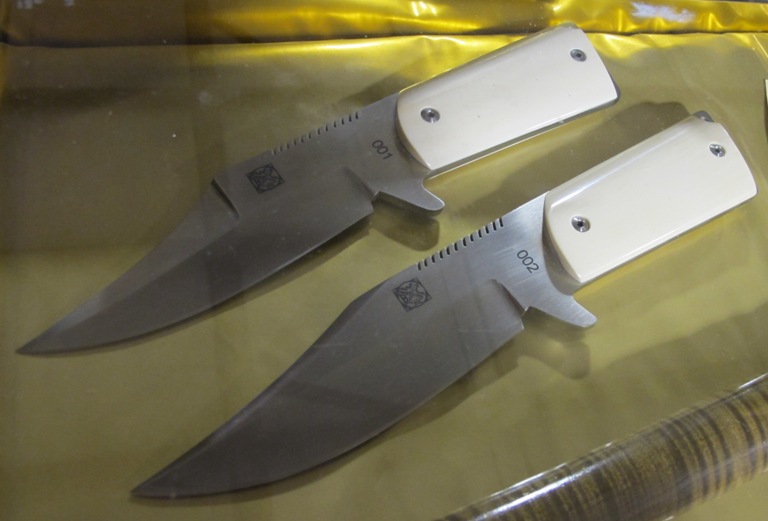 1911 Ivory Grips 009.jpg