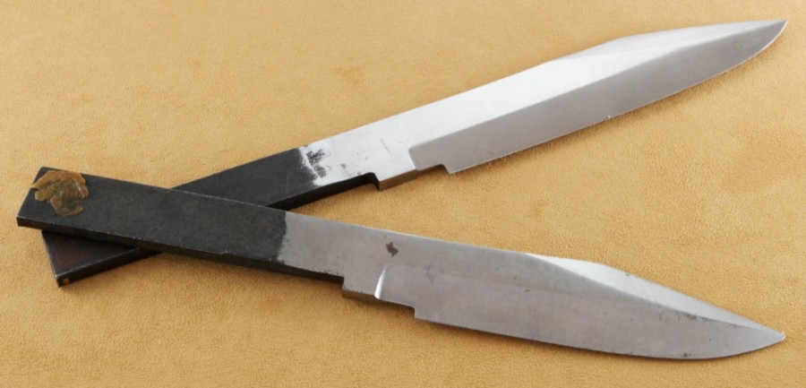 Solingen, Germany - Kit blades 002.jpg