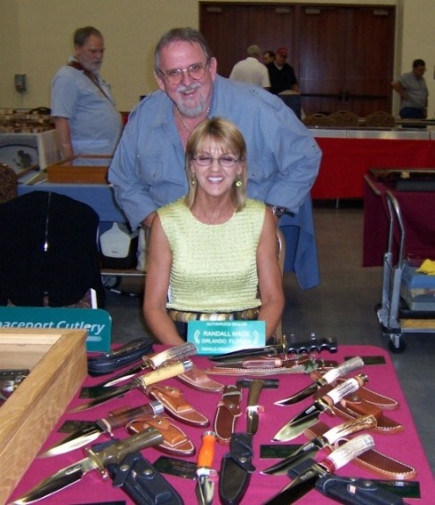 Pigeon Forge (Cap & Lizz#1).JPG
