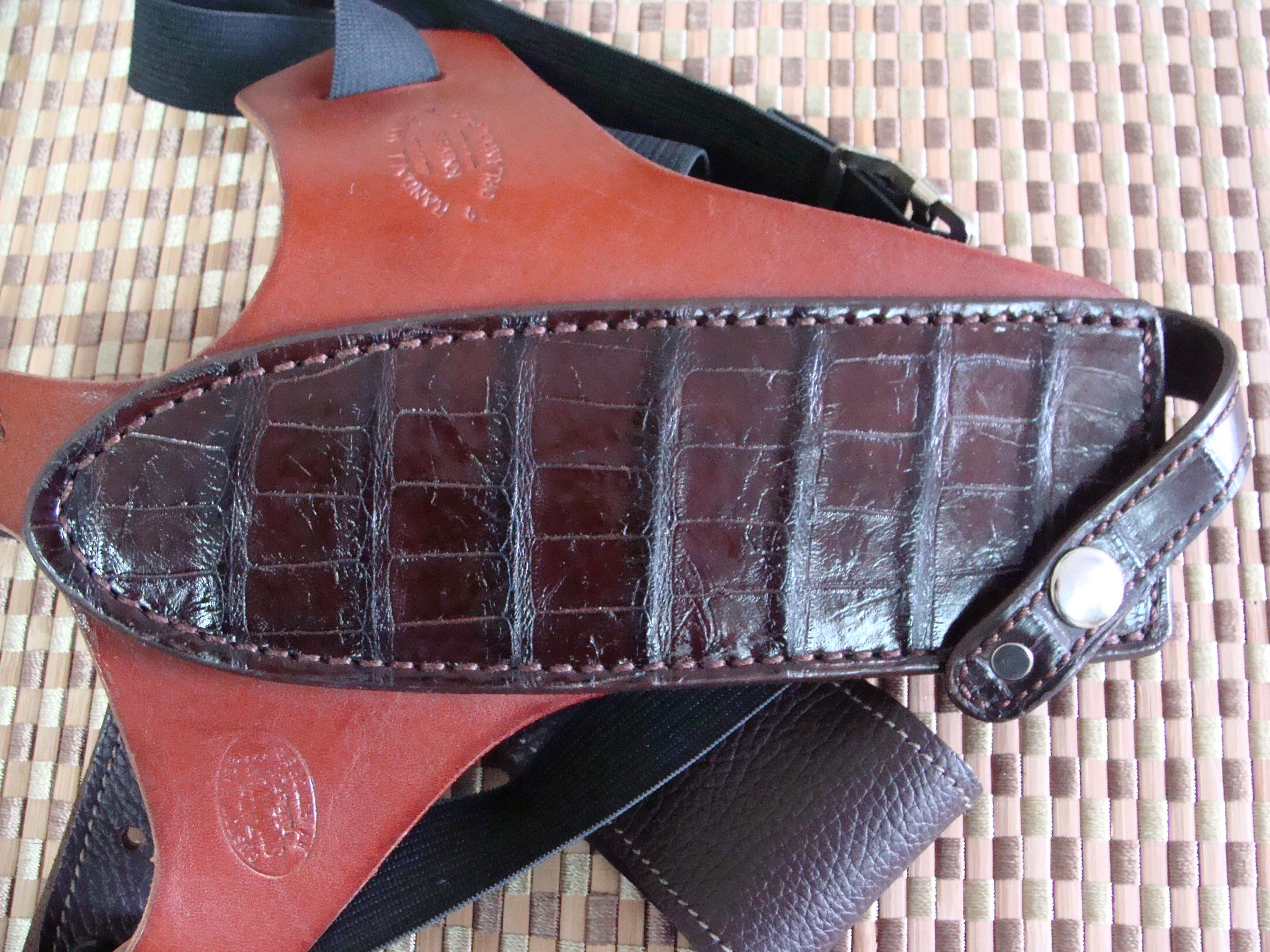SULLIVANS SHOULDER SHEATH MODEL 14 GATOR 004.JPG