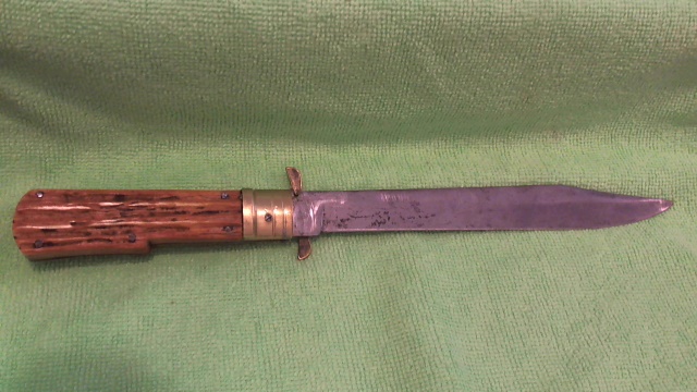 DeexstersWeirdOldKnife4.jpg