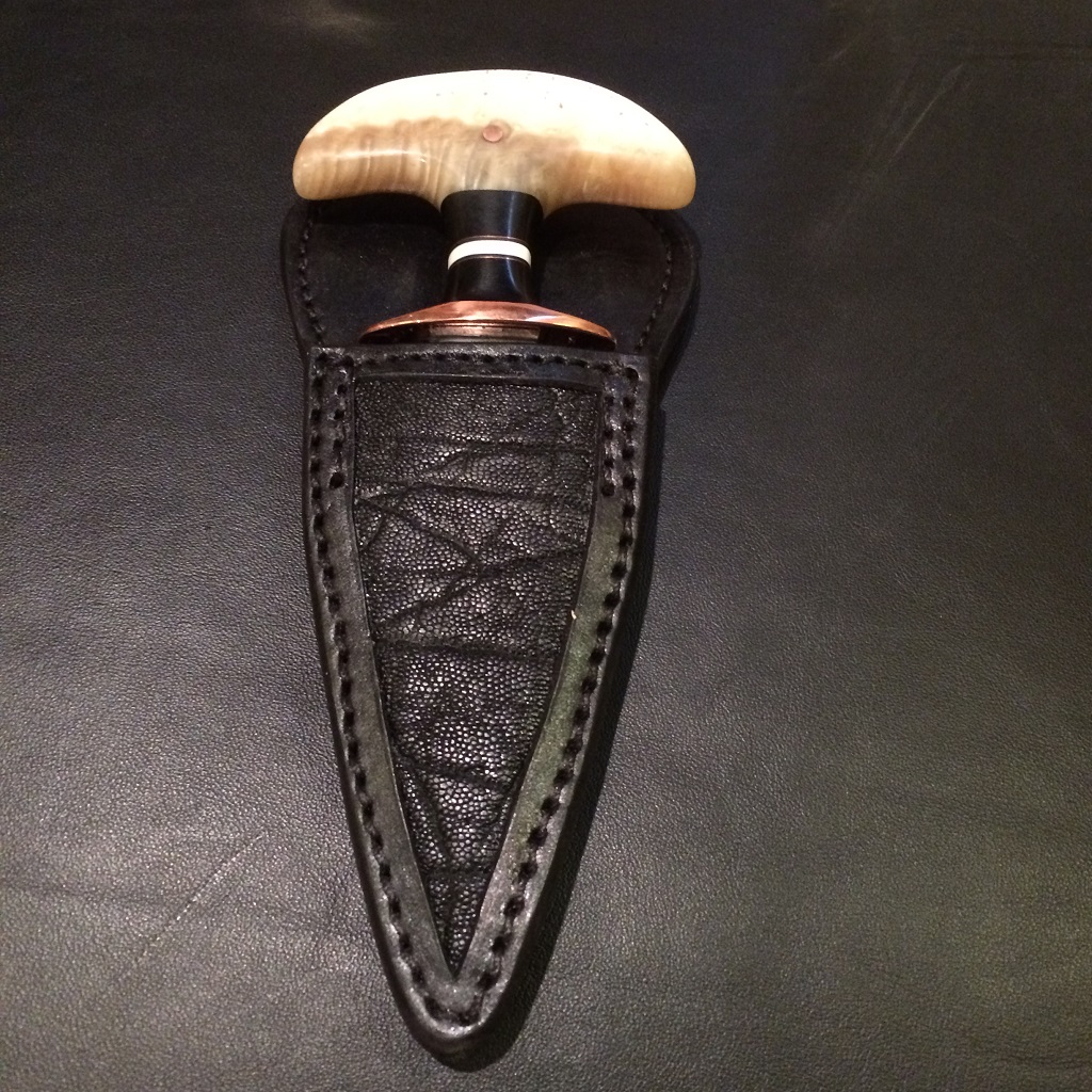 Behring-Musk-ox Boss Push Dagge with Rowe's Inlay Sheath-KT.jpg