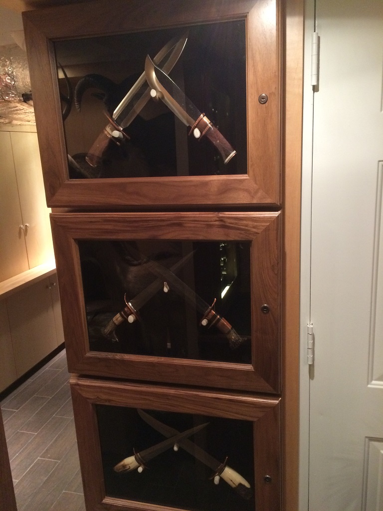 Behring Made Knife Cabinets-KT.jpg