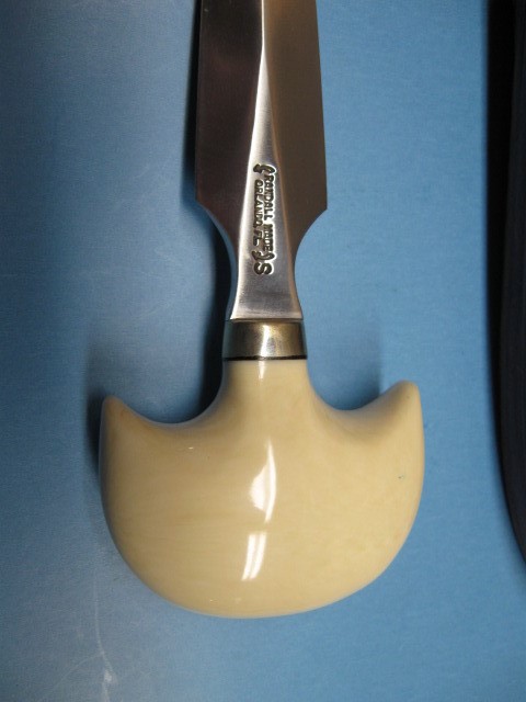 Push Dagger2.jpg