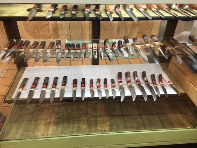 Randall shop sale 2017d.jpg