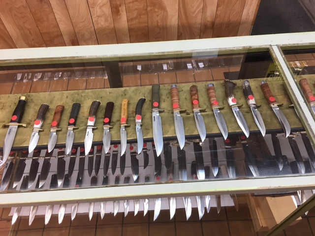 Randall shop sale 2017a.jpg