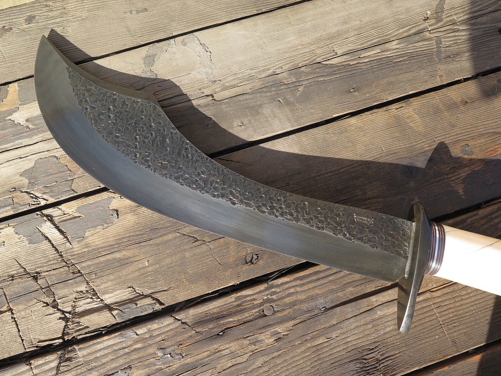BMK-Narwhal Scimitar-3KT.jpg