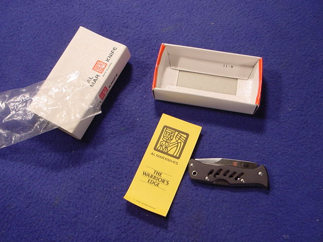 Al Mar MICRO-SERE Pocket Knife NIB  (11).JPG