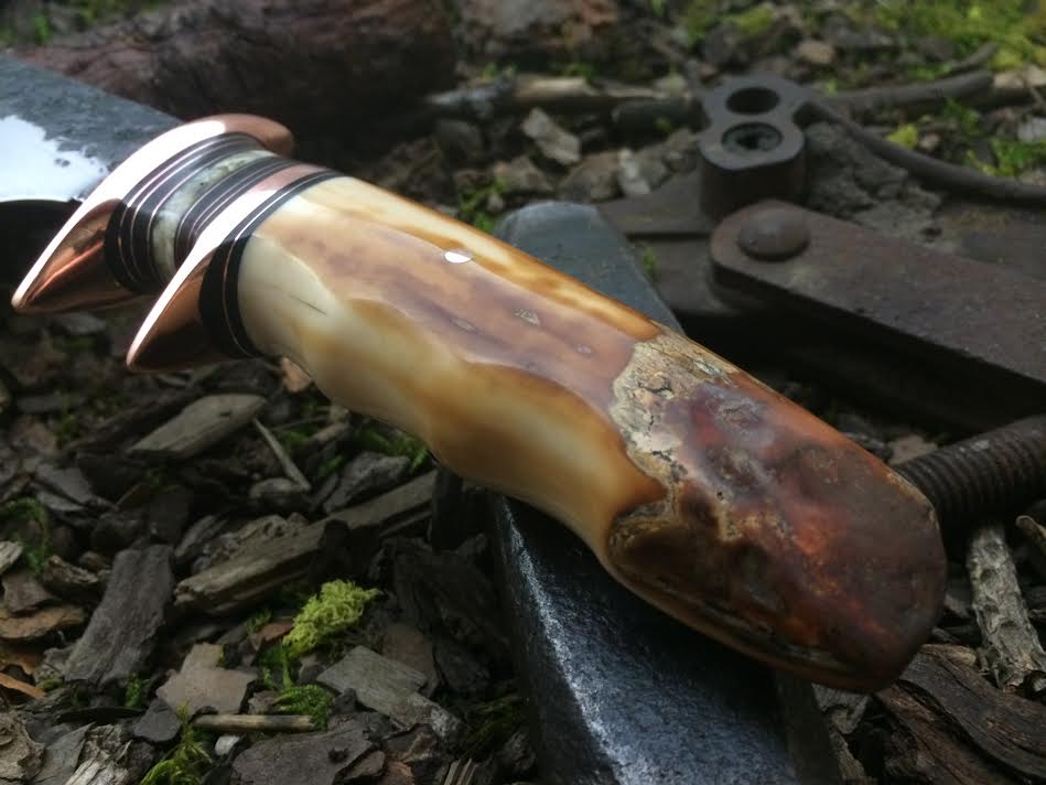 Artifact Ivory Wharncliffe Fighter handle.jpg