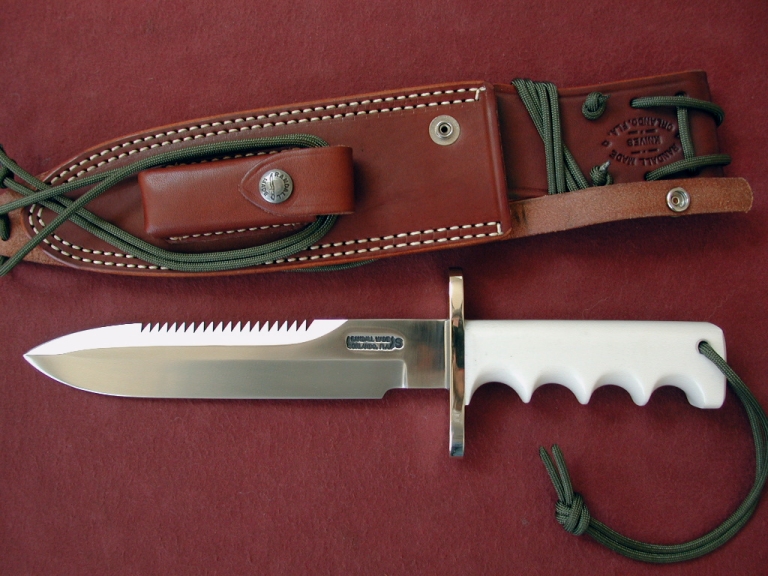 Model-14-with-sheath-b.jpg