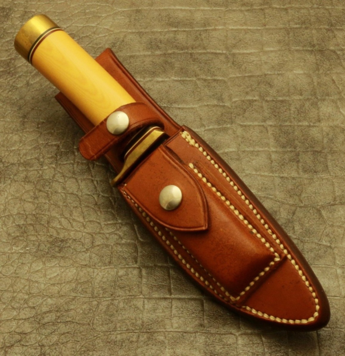 Capt's STASH-#11-4-OLD YELLER-G.JPG