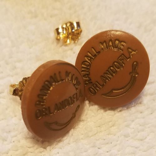 brownbutton.jpg