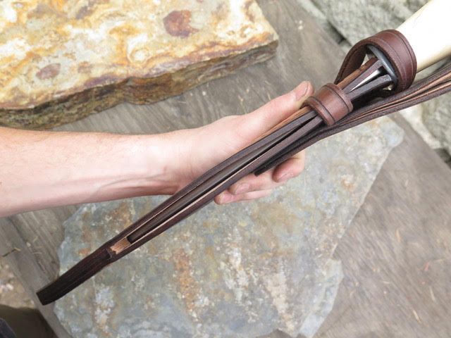 Behring Narwhal Kukri-Mudbone Sheath & Knife Side.jpg