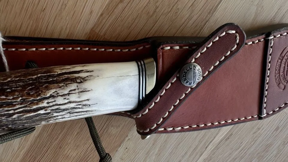 Randall Bowles small gap.png